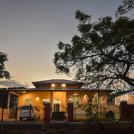 Ekostay - Pinewood Villa Alibag Exterior photo